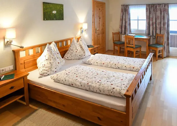 Πανσιόν Weitgasserhof 3*